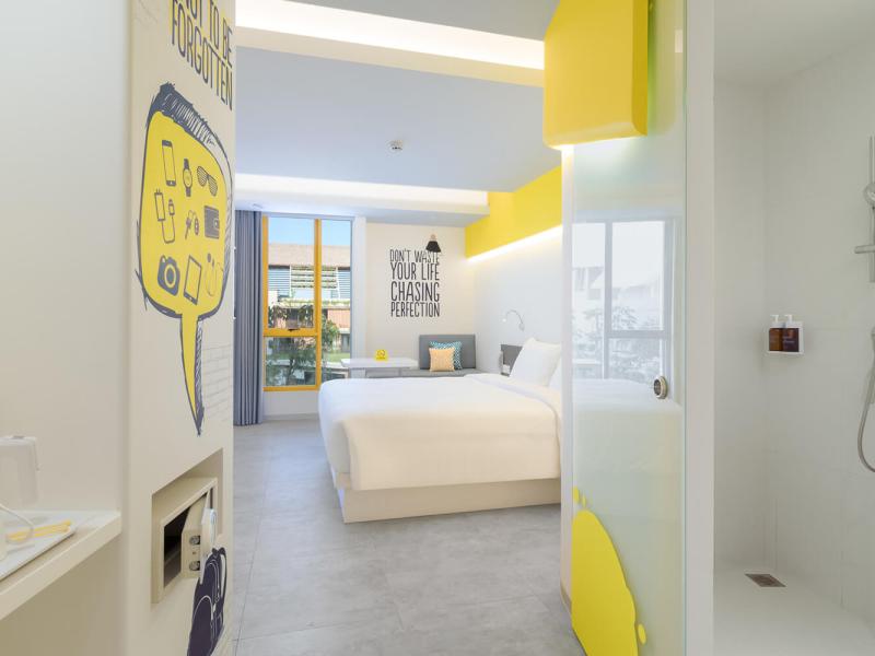 YELLO KUTA BEACHWALK BALI