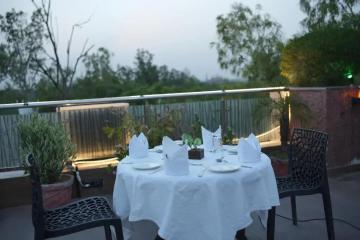 Отель Hotel Atulyaa Taj Индия, Агра, фото 20