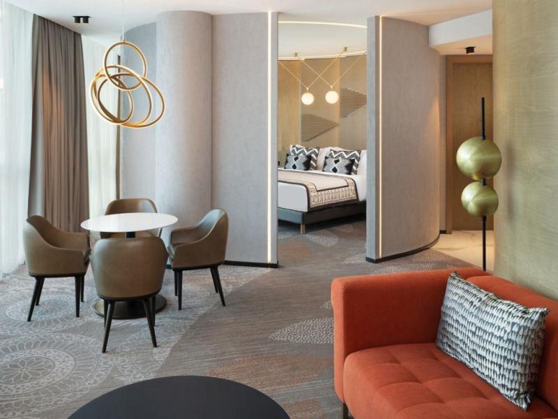 Paragraph Freedom Square, A Luxury Collection Hotel