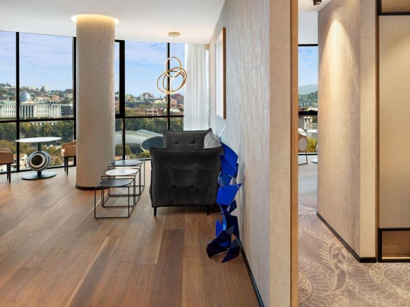 Paragraph Freedom Square, A Luxury Collection Hotel