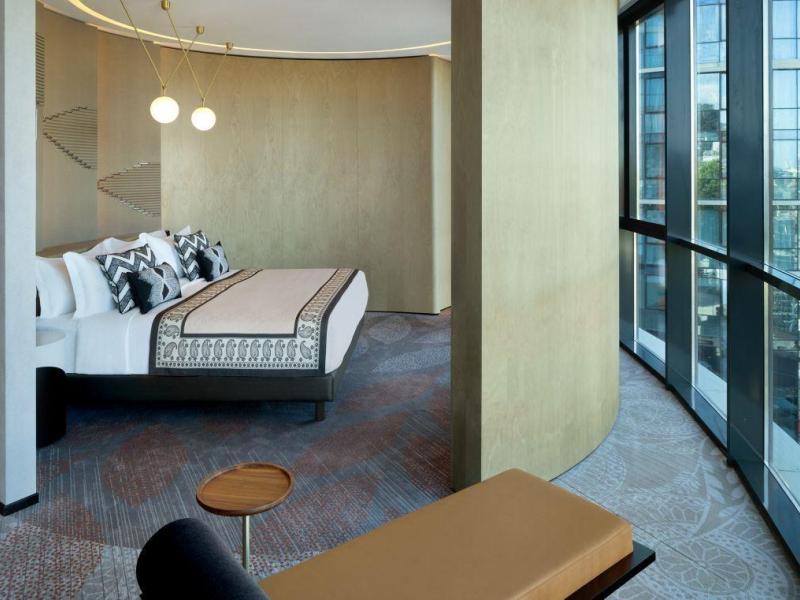 Paragraph Freedom Square, A Luxury Collection Hotel