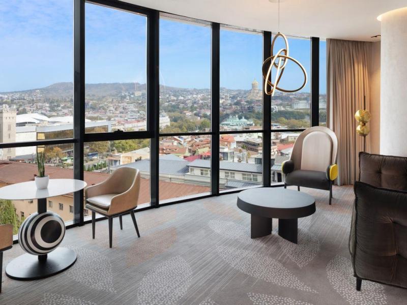 Paragraph Freedom Square, A Luxury Collection Hotel