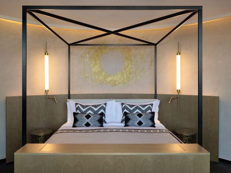 Paragraph Freedom Square, A Luxury Collection Hotel
