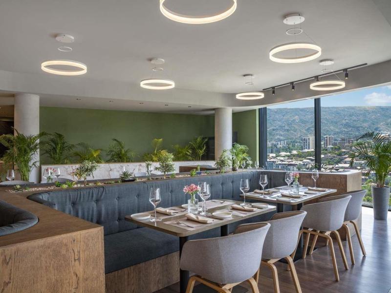 Golden Tulip Design Tbilisi Hotel