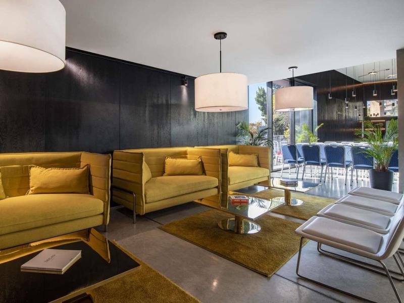 Golden Tulip Design Tbilisi Hotel