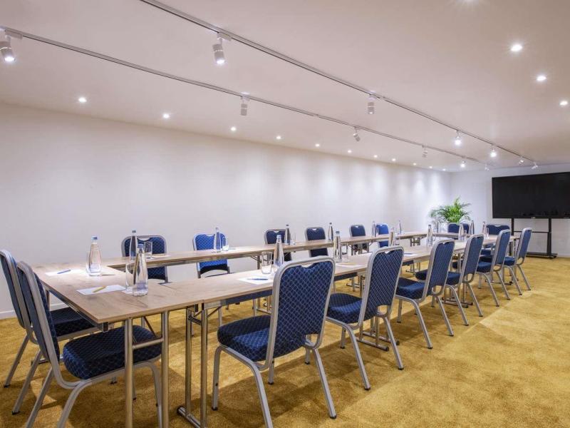 Golden Tulip Design Tbilisi Hotel