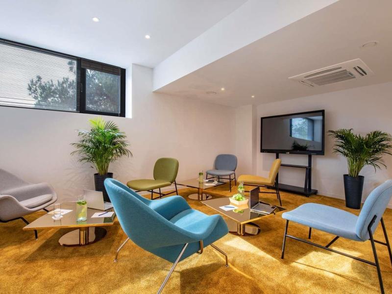 Golden Tulip Design Tbilisi Hotel