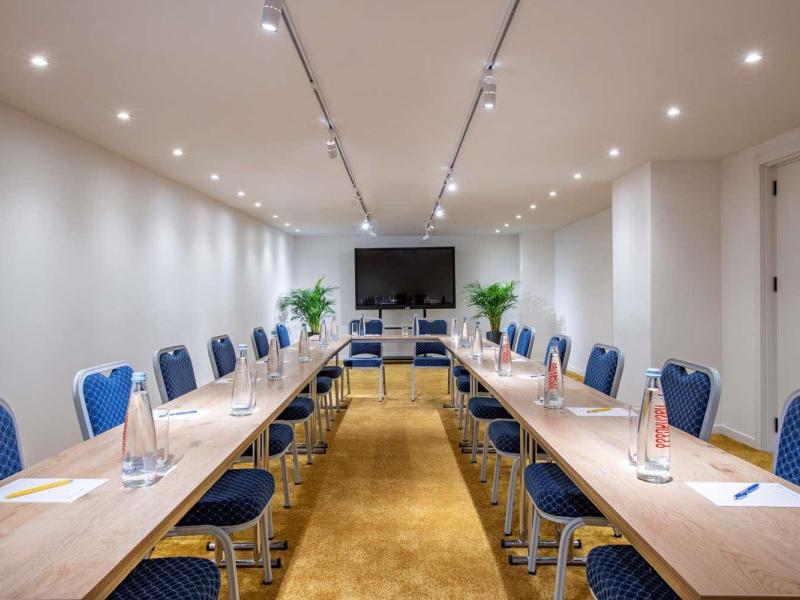 Golden Tulip Design Tbilisi Hotel