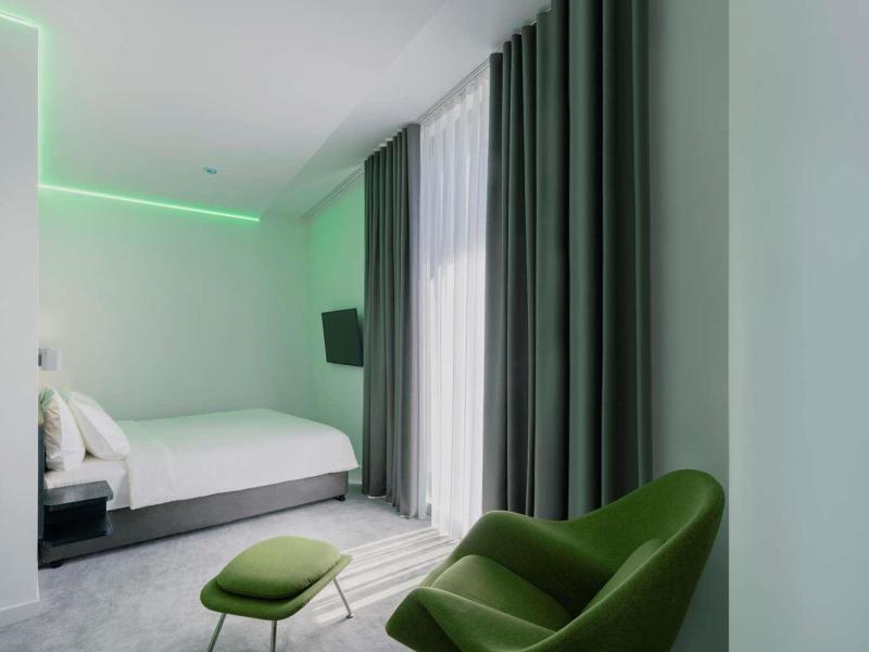 Golden Tulip Design Tbilisi Hotel