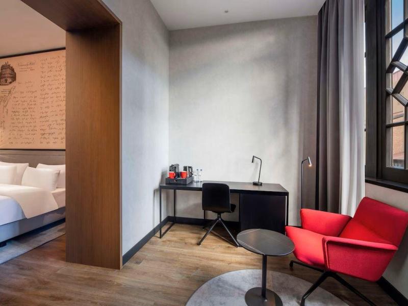 Radisson RED Tbilisi