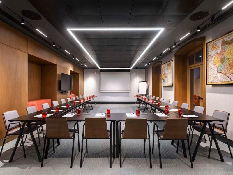 Radisson RED Tbilisi