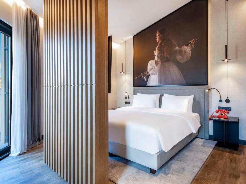 Radisson RED Tbilisi