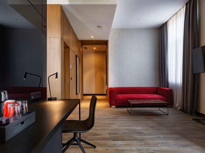Radisson RED Tbilisi