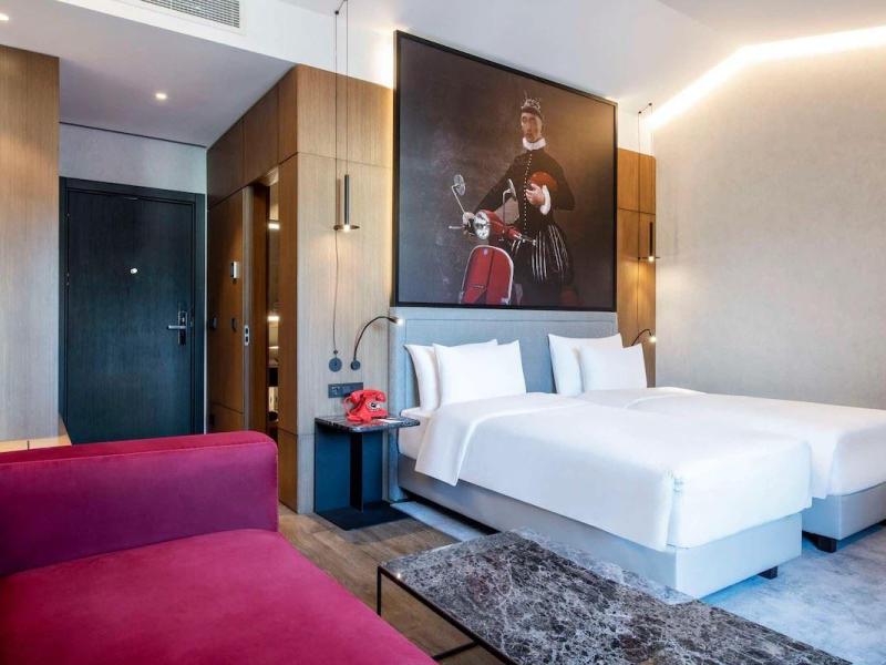 Radisson RED Tbilisi
