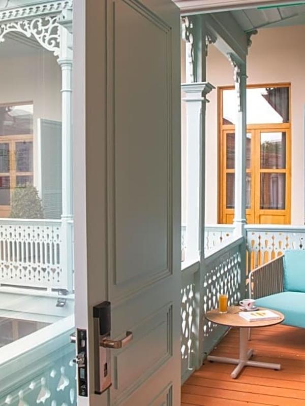 The Blue Fox Hotel