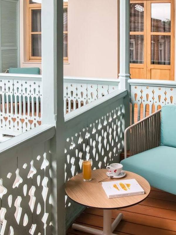 The Blue Fox Hotel