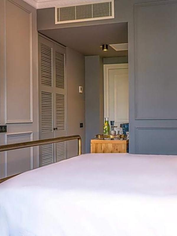 The Blue Fox Hotel