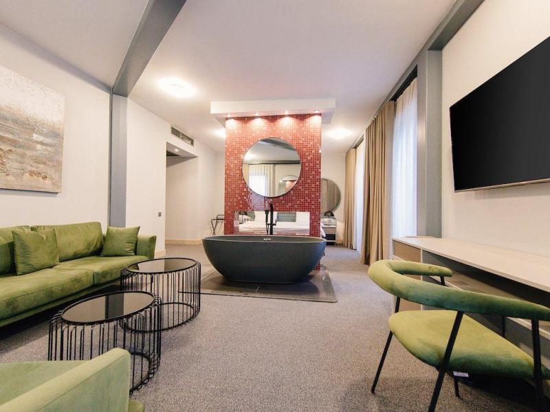 Strofi Boutique Hotel