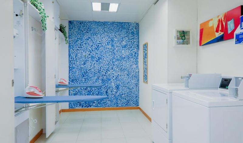 Holiday Inn Express Causeway Bay