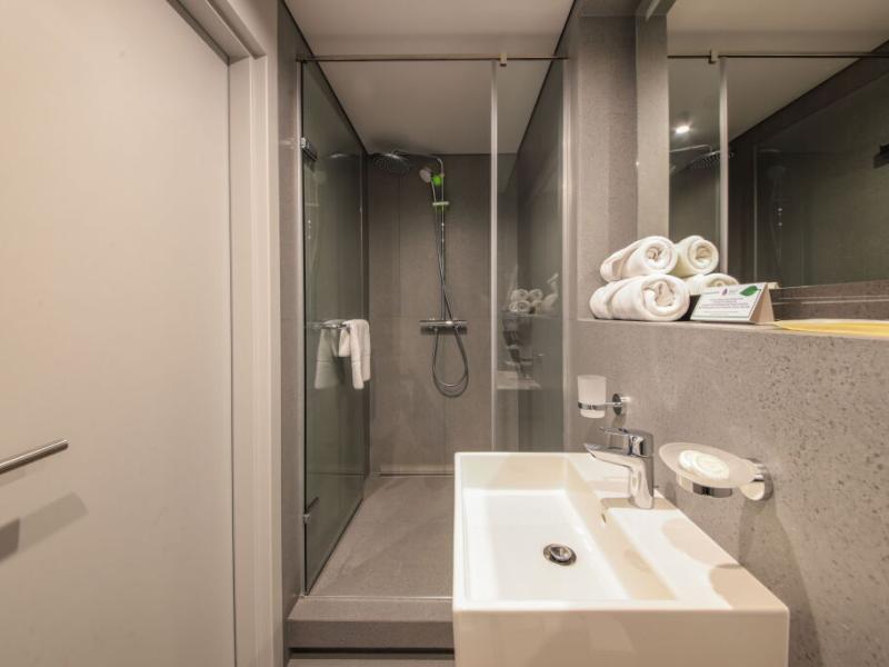 Valo Network (5 korpus)