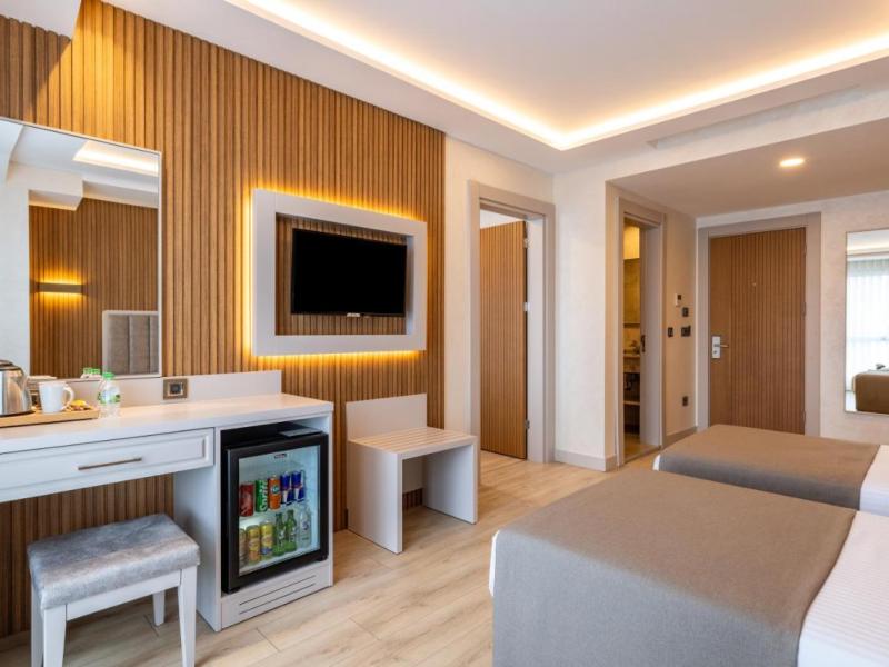 Carina Gold Hotel