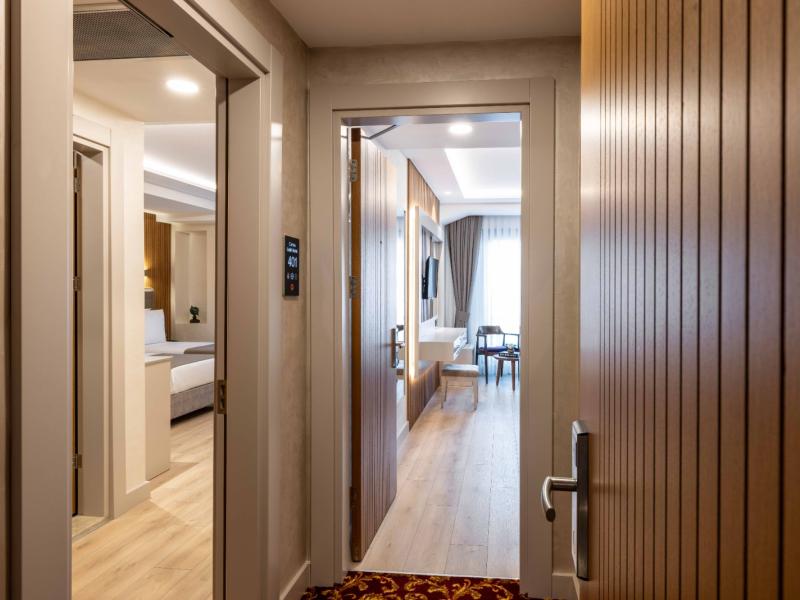 Carina Gold Hotel