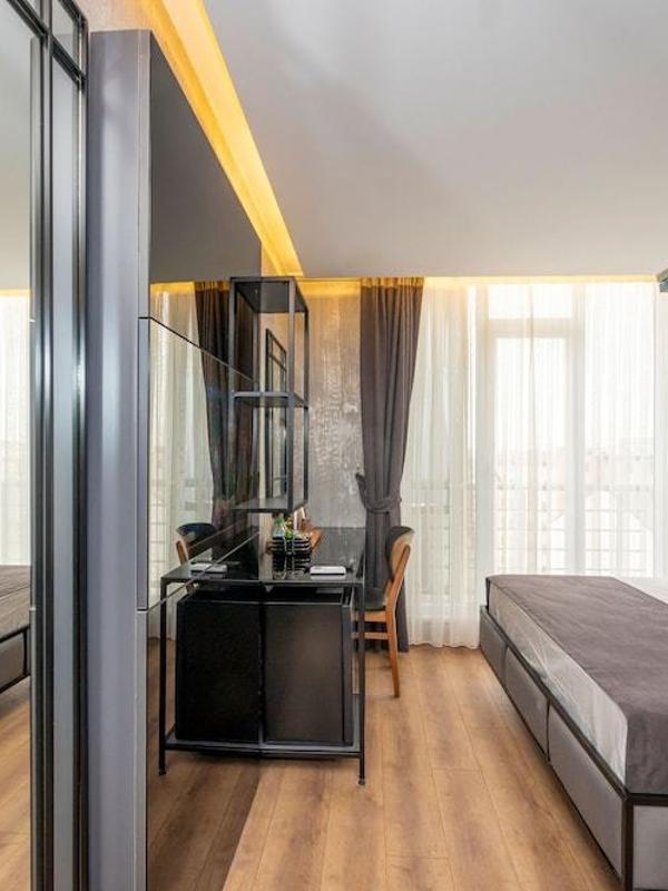 Continental Airport Hotel