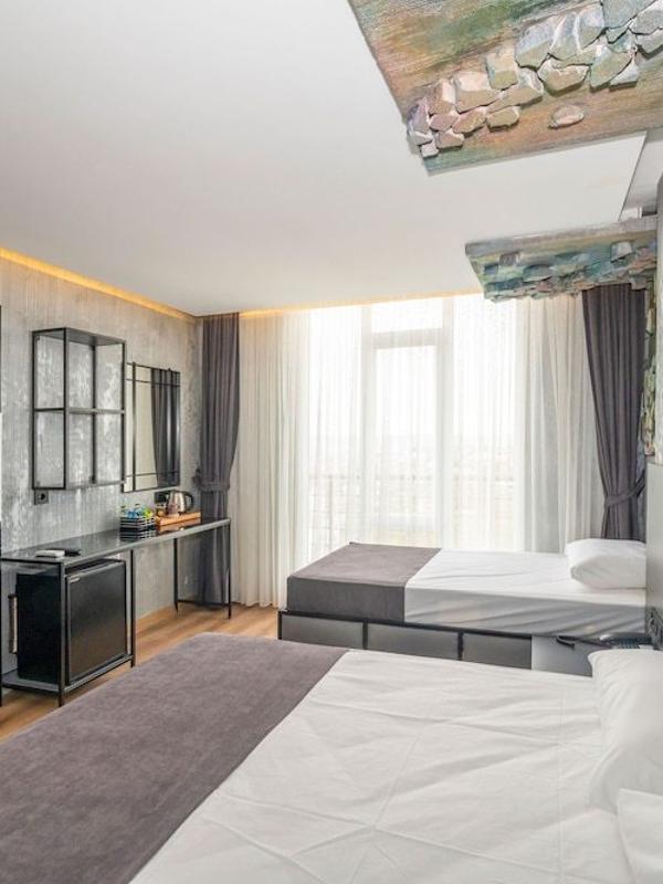 Continental Airport Hotel