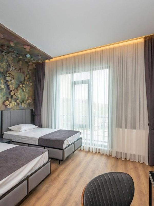 Continental Airport Hotel