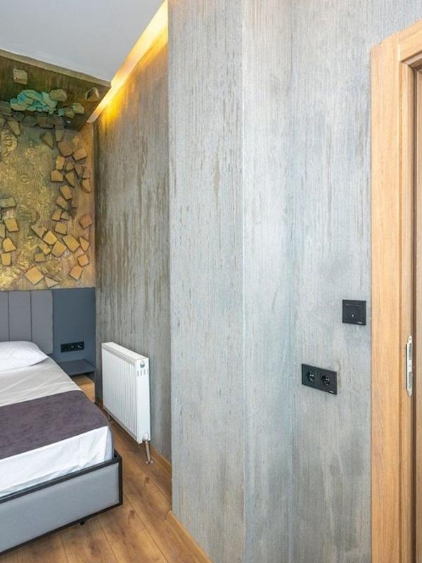 Continental Airport Hotel