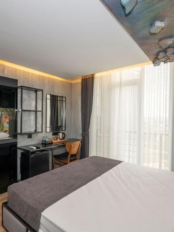 Continental Airport Hotel