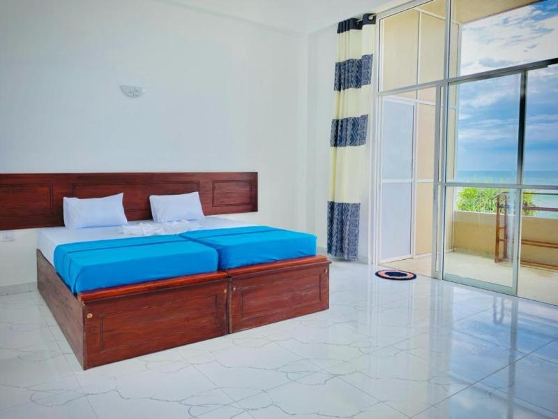 Sevenra Grand Beach Hotel