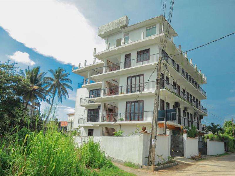 Travellers Hotel Hikkaduwa