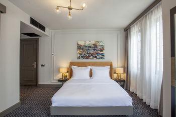 Nabu Hotel