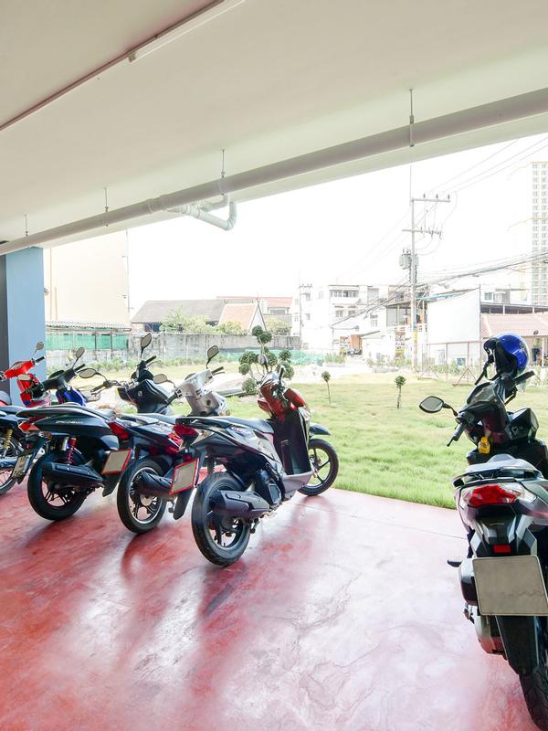OYO 458 Nakorn Siam Boutique