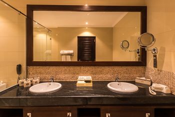 Отель The Golden Crown Hotel Шри-Ланка, Канди, фото 11