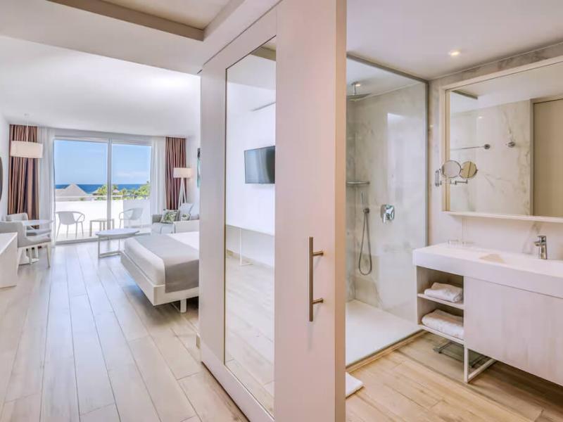 Melia Trinidad Peninsula