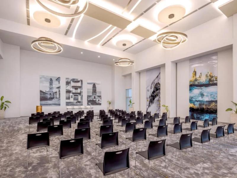 Melia Trinidad Peninsula