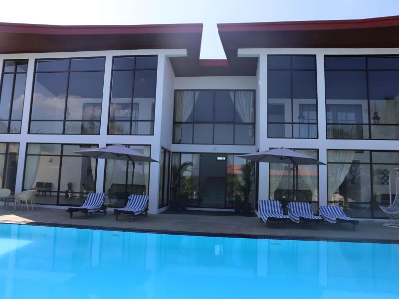 Amanda Beach Resort