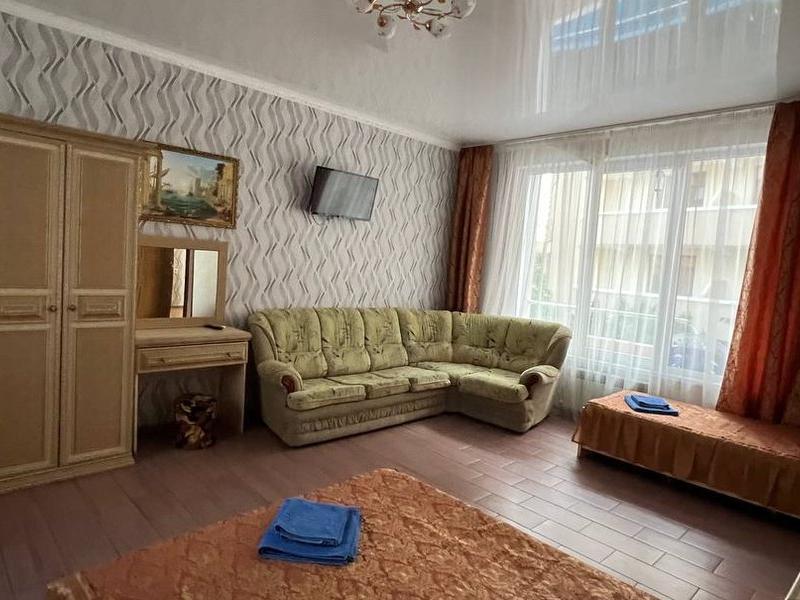 Виолетта (ул. Таллинская)