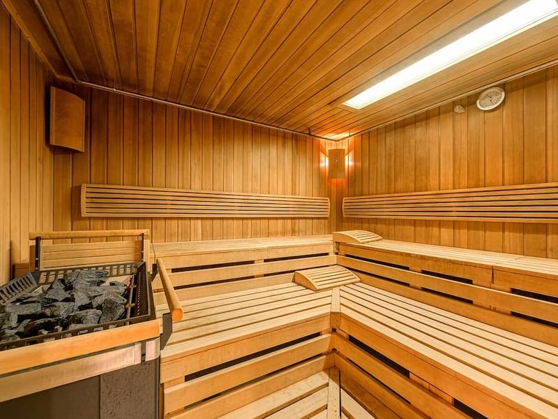 Отель Ревиталь Парк