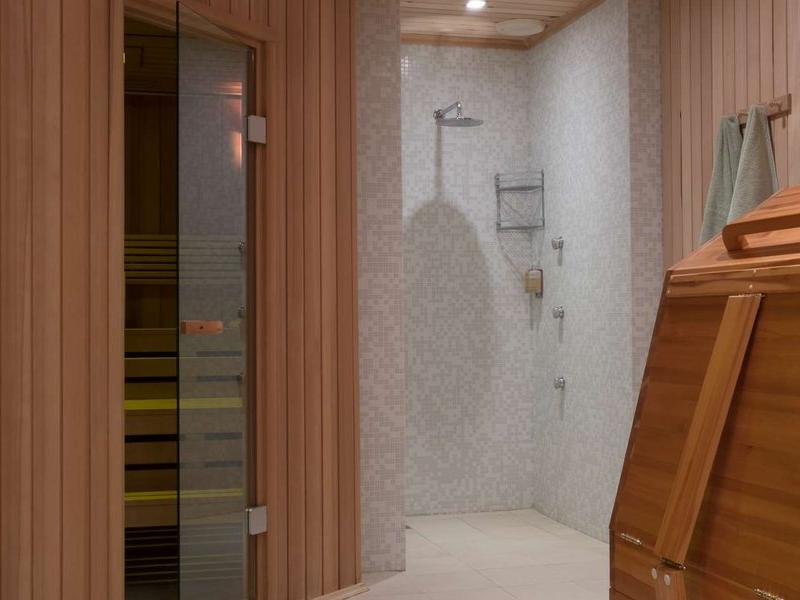 Отель Ревиталь Парк