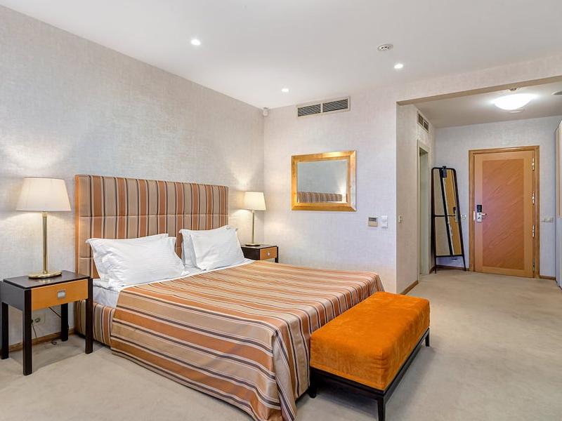 Отель Ревиталь Парк