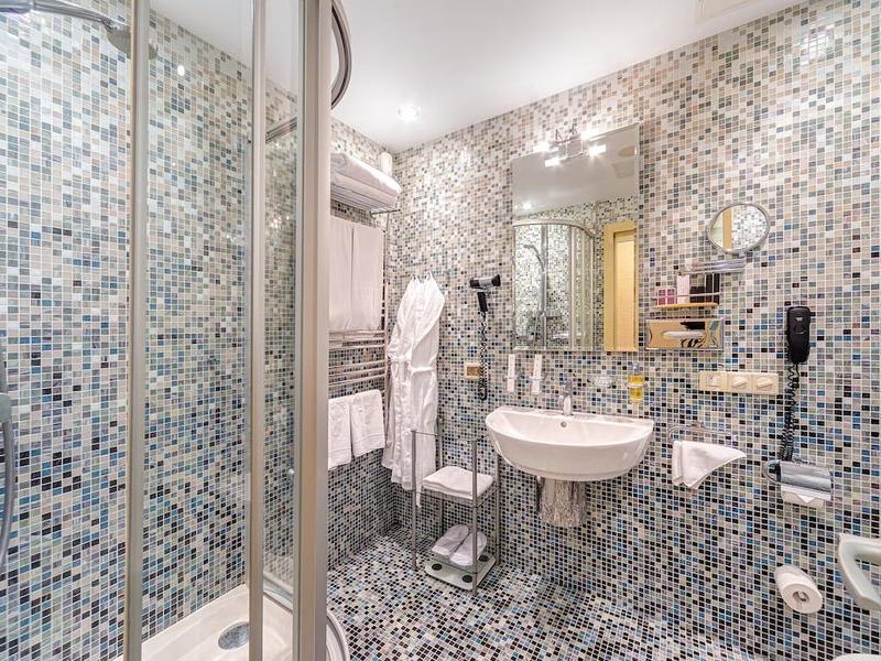 Отель Ревиталь Парк