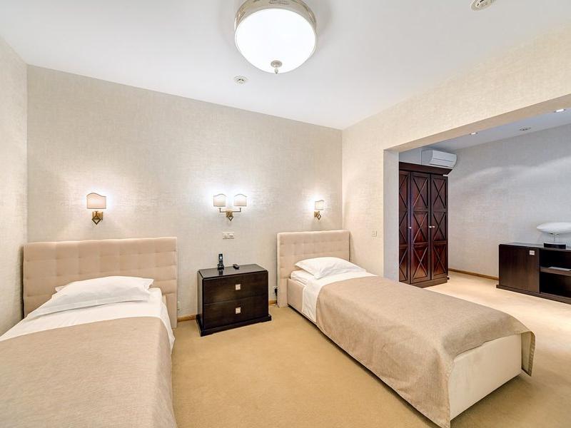 Отель Ревиталь Парк