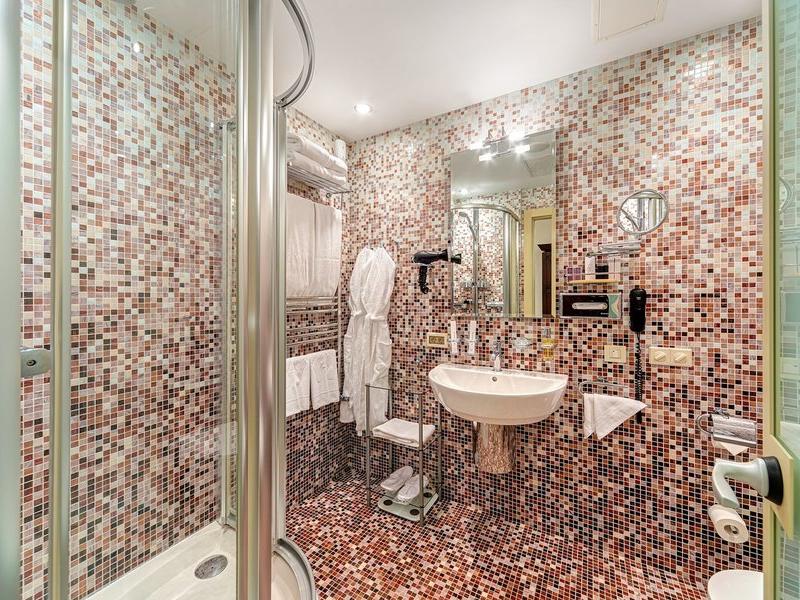 Отель Ревиталь Парк