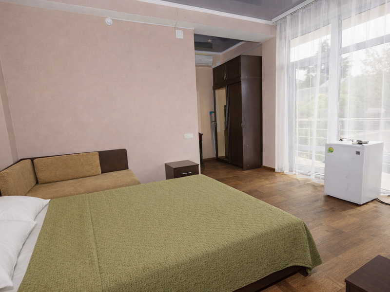 Бригантина (Лазаревское)