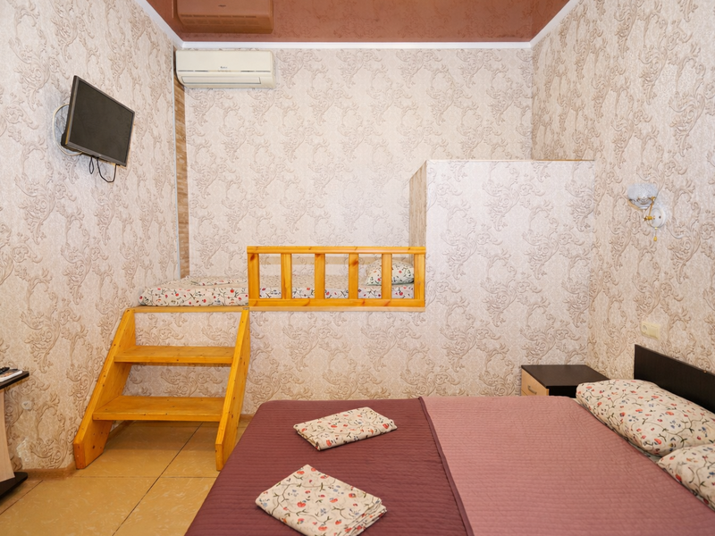 Бригантина (Лазаревское)