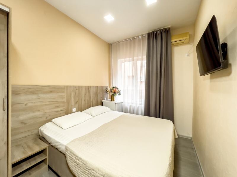 Грант-2 (Grant Hotel)