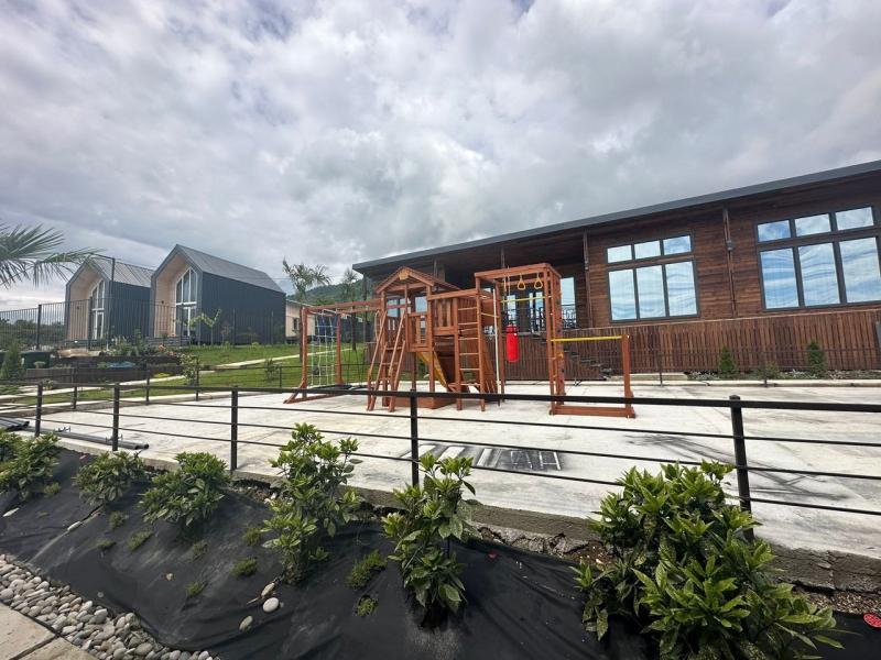 Manresa Resort Hotel